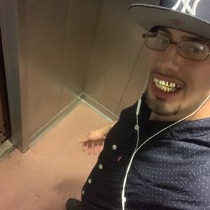 Meet your Posher, Luis